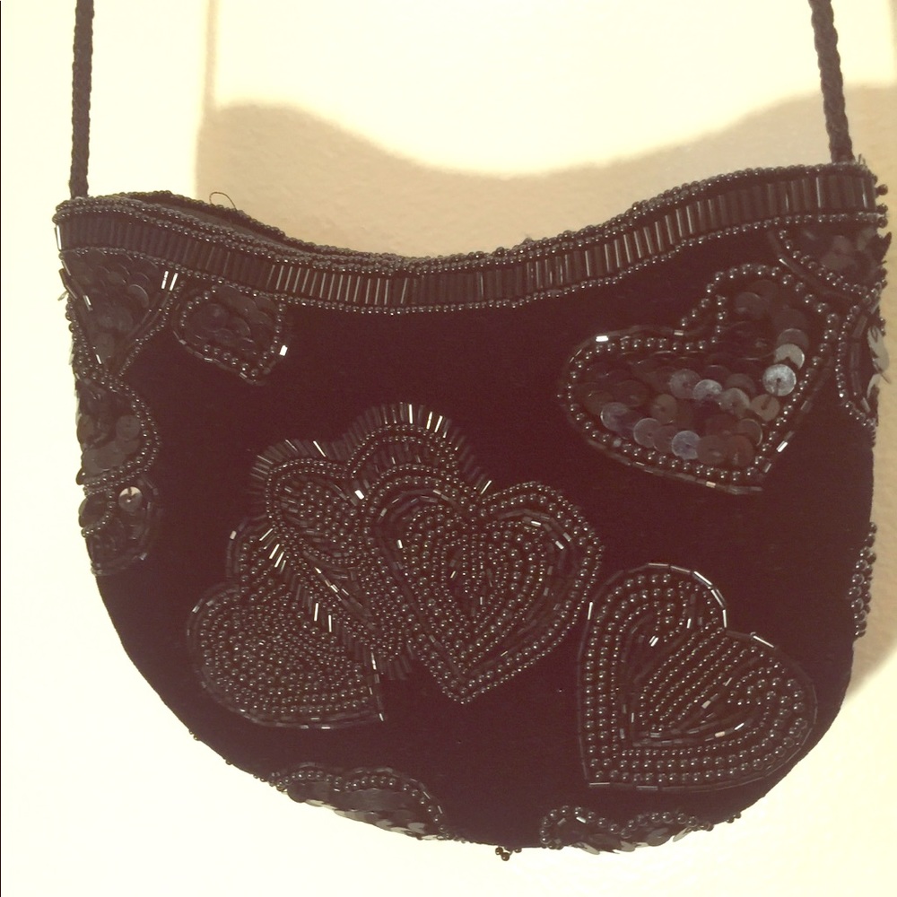 🎃Super Cute Velvet w/Beaded Hearts Bag🎃